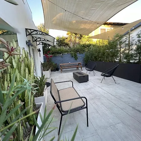Resort Getaway In Private Garden Terrace Villa W Luxury Amenities Los Angeles Exterior photo